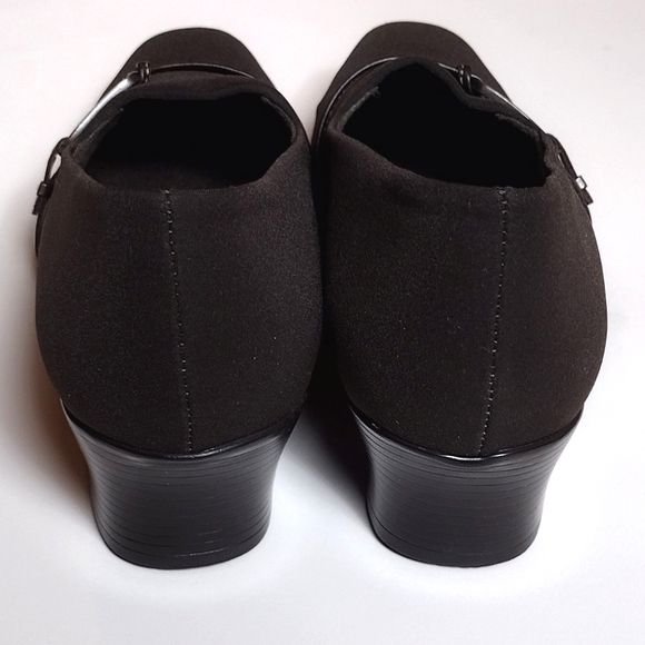 Munro Women's Size 9 Narrow. American Dark Brown Cindi Stretch Block Heel Pumps - Picture 7 of 13